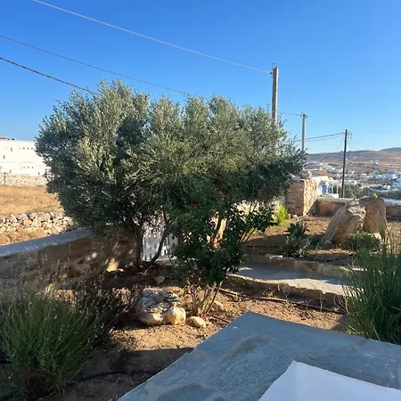 Traditional Paros House Píszo Livádi